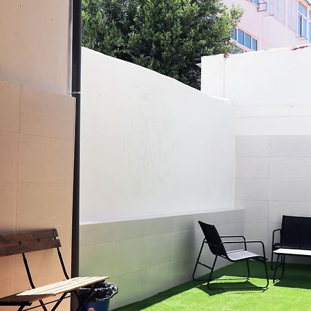 Hostel Jjs Yard 2 Lagos Zewnętrze zdjęcie