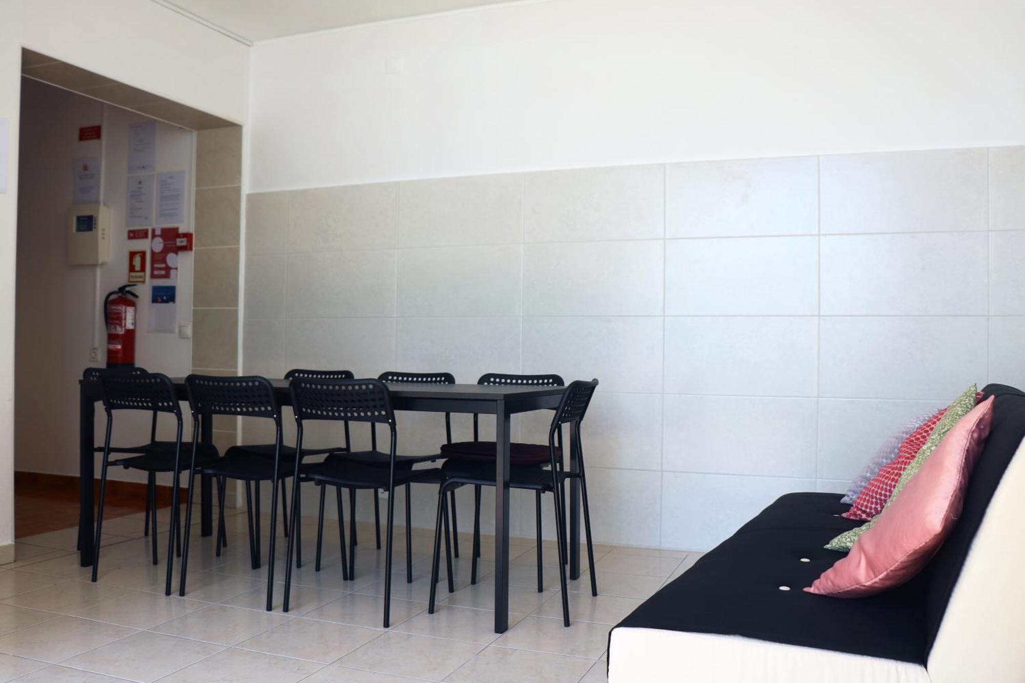 Hostel Jjs Yard 2 Lagos Zewnętrze zdjęcie