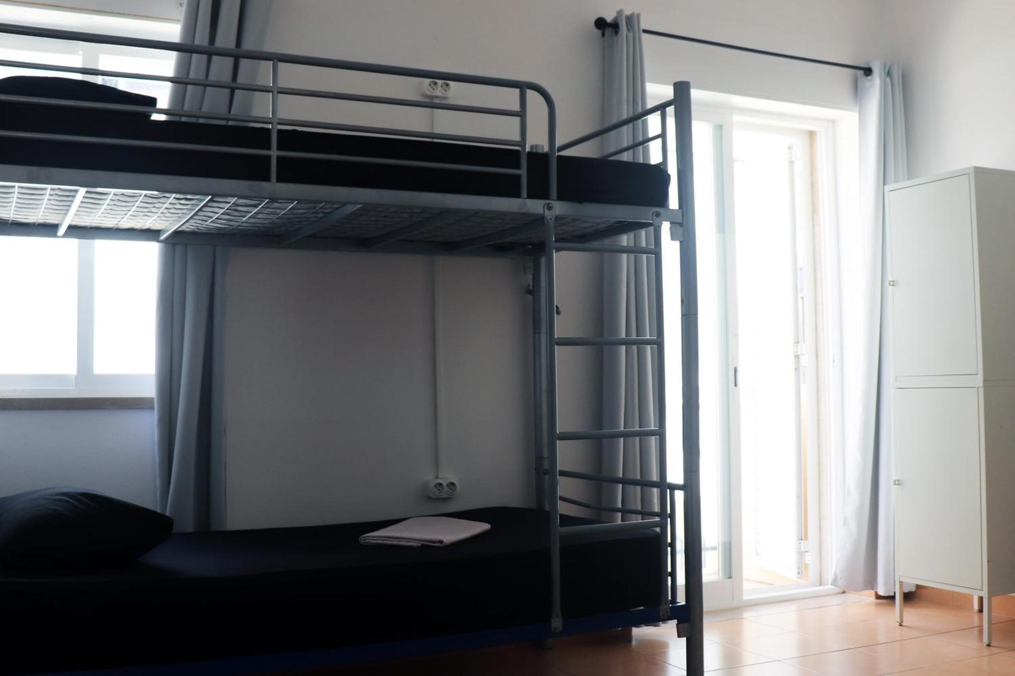 Hostel Jjs Yard 2 Lagos Zewnętrze zdjęcie